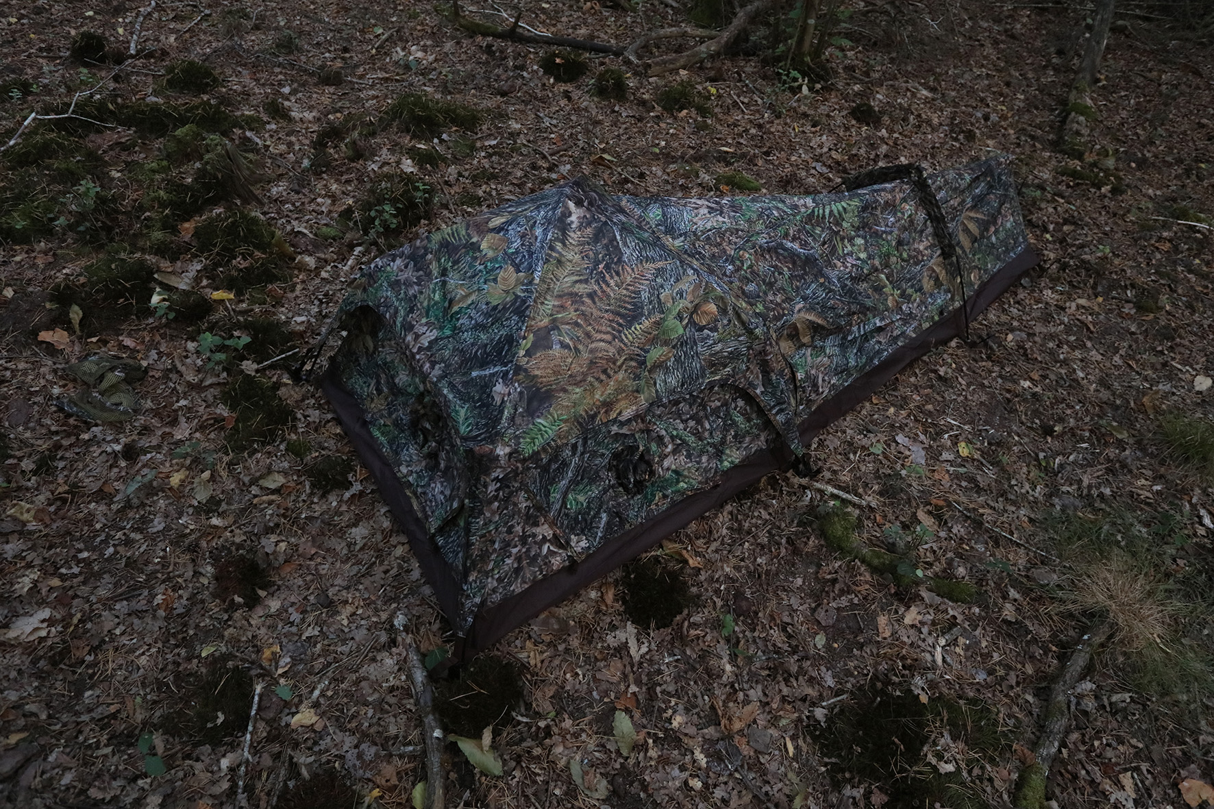 Tragopan HOKKI V3 Liegezelt für Bodennahe Fotografie