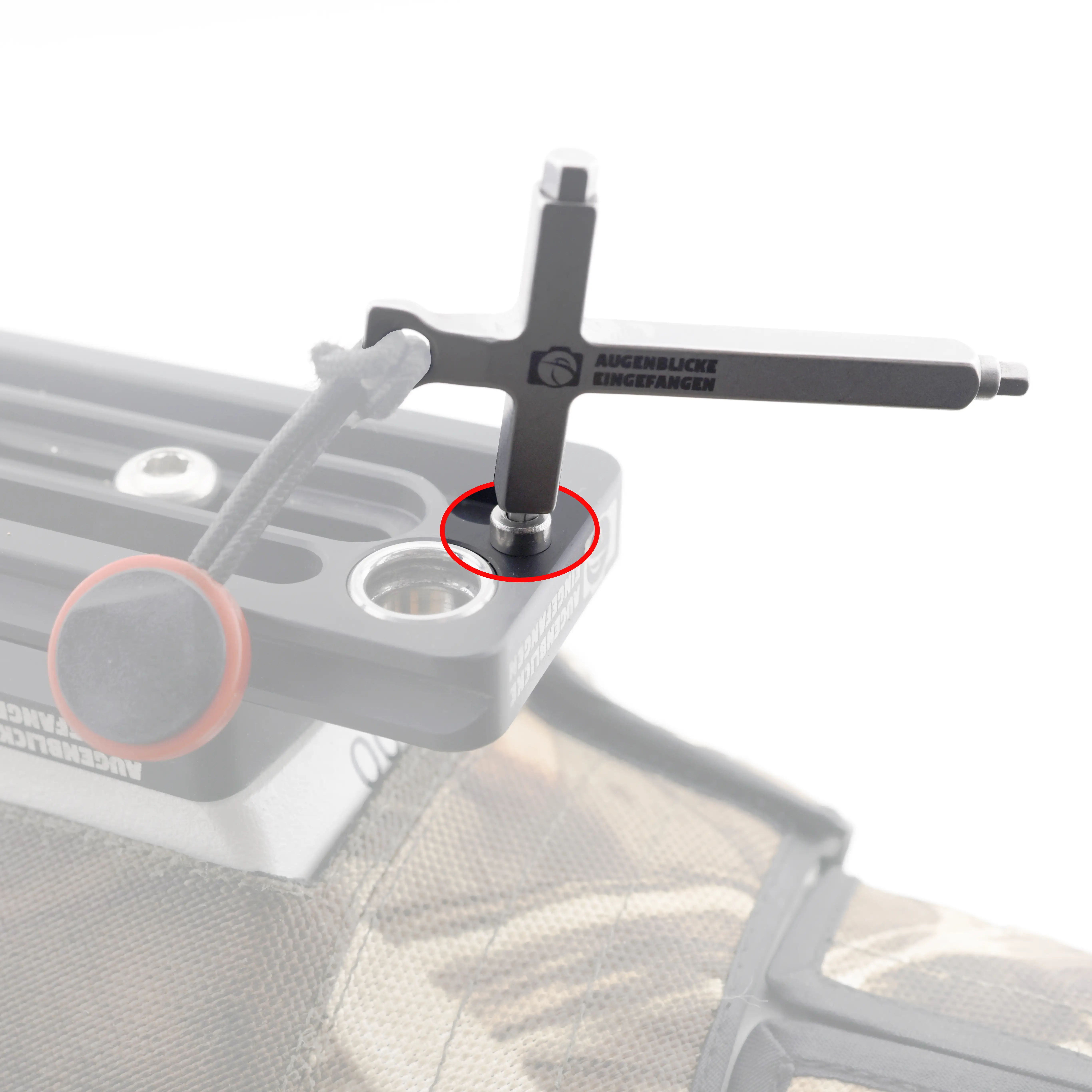 Modularer Objektiv-Ersatzfuß CaNiS-L 210 für Canon-Nikon-Sony-Sigma-Objektive mit 2 x QD-Aufnahme (Manfrotto/Sachtler Video Standard) CaNiS-L (hoch) - Videoplatte VP-210 (210 mm) 2 x QD - Objektiv-Platte: Videoplatte VP-210 (210 mm) 2 x QD | Objektiv-Sockel: Canon / Nikon / Sony / Sigma (hoch)