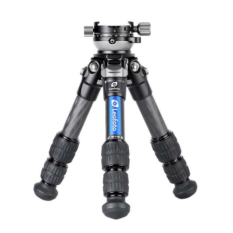 Leofoto LS-223CEX + RH-0 Ranger Mini-Stativ mit integrierter Nivellierung & Panoramaklemme