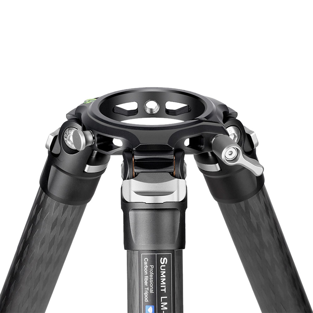 Leofoto LM-402C Summit carbon tripod