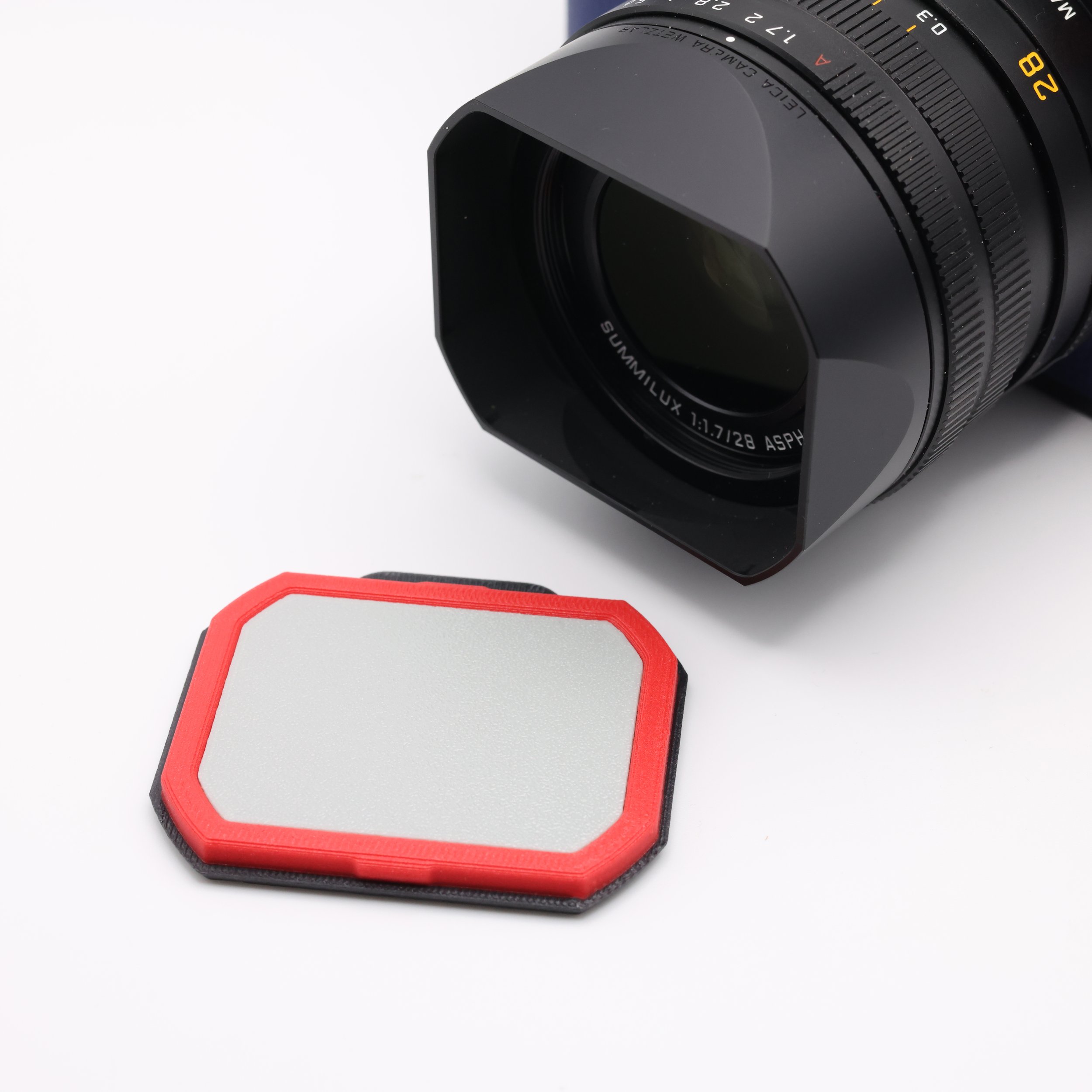 BigLensCaps copriobiettivo per Leica Q3 paraluce quadrato OEM - BigLensCap Leica Cap: Leica Q3