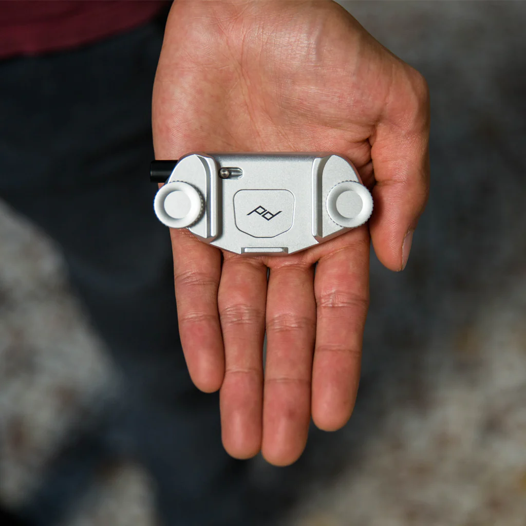 Peak Design Capture Clip v3 incl. Standard Plate - (argento)