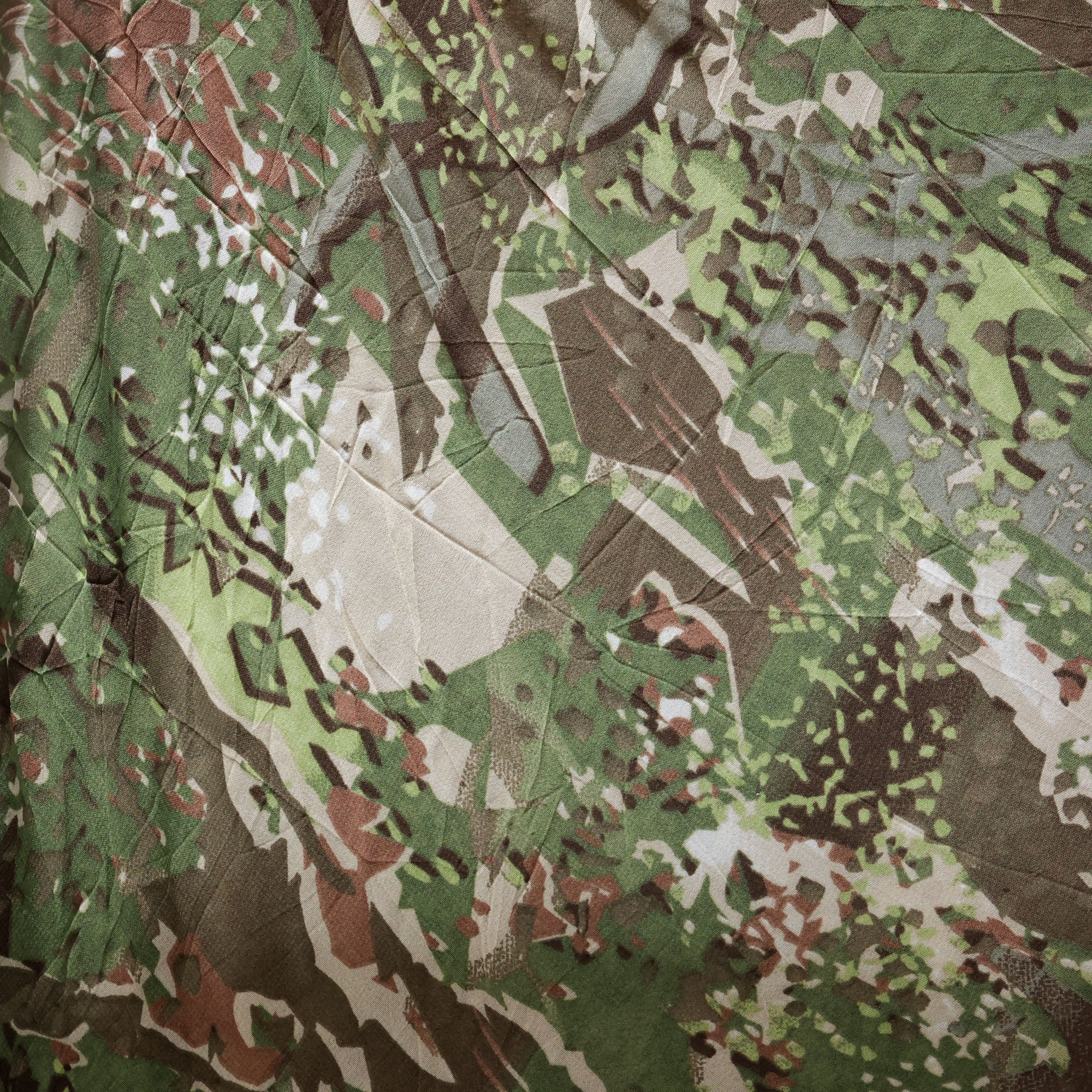 GHOSTHOOD® Hand-Camo