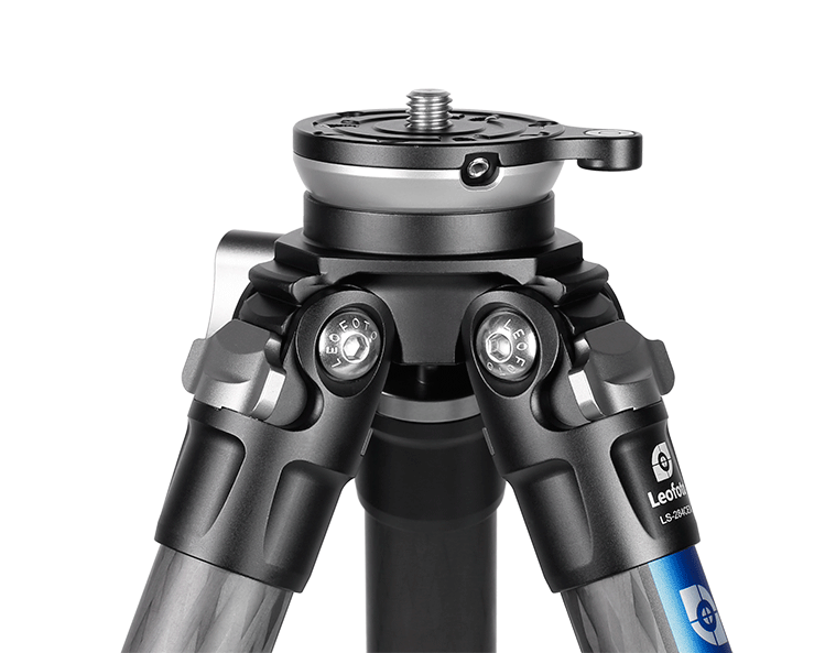 Leofoto LS-325CEX Ranger carbon tripod with integrated leveling