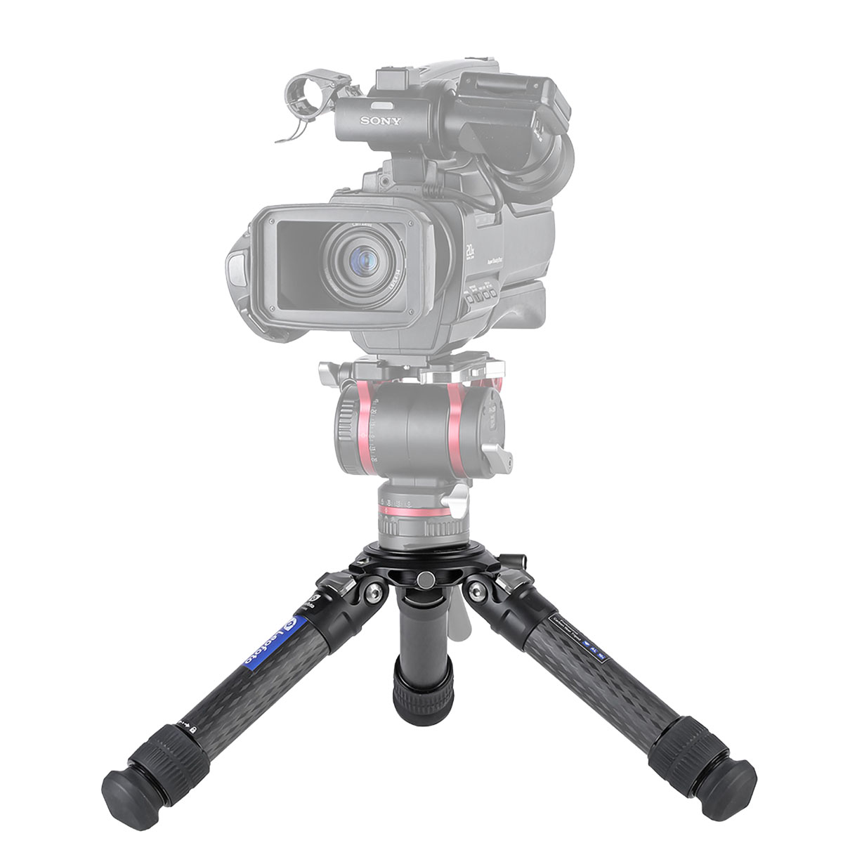 Leofoto LM-402C Summit carbon tripod