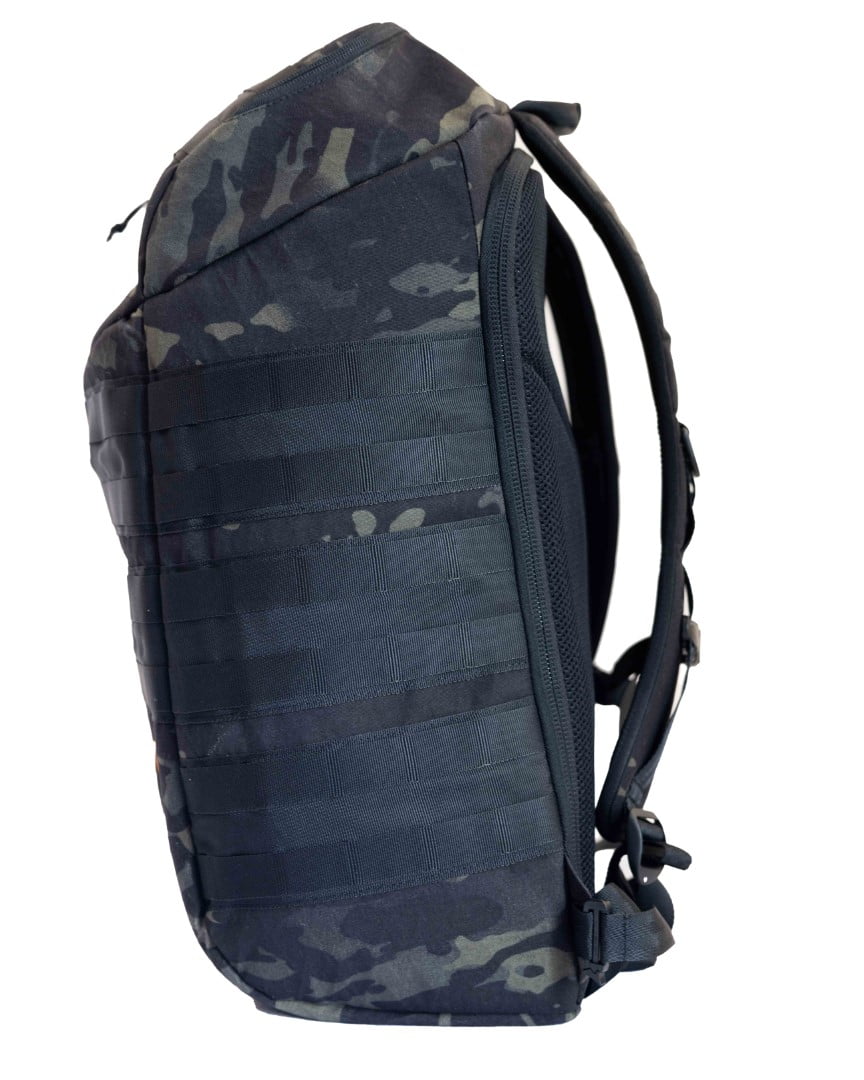 MR JAN GEAR Fotorucksack RISE XL – Multicam with Molle system